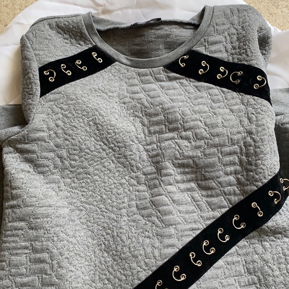MARK. textured sweatshirt dress with former rings